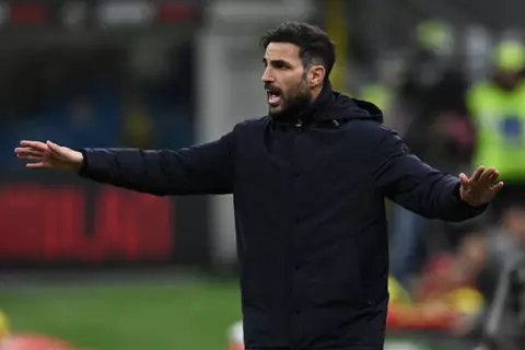 فابريجاس يصطاد موهبة مدريدية جديدة إلى كومو